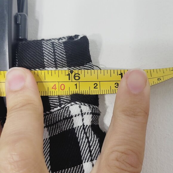 Ardene 2Pc Set Black White & Beige Two Pleated Plaid Mini Skirts Size XL - Picture 9 of 16